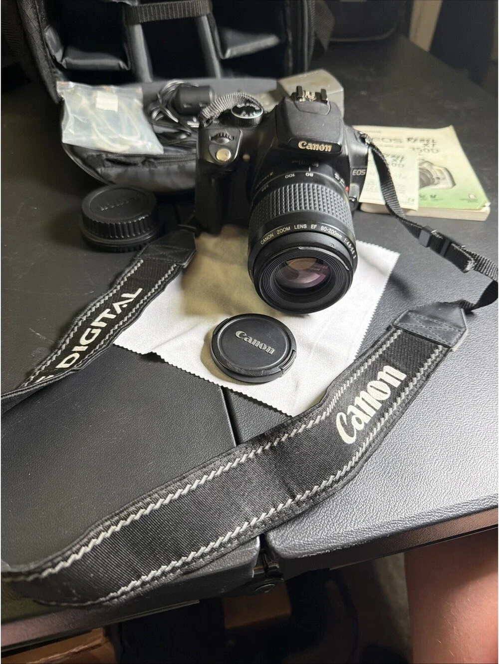 Canon EOS Rebel XS 35mm Film Camera w Battery, Charger, Bag Tested/working